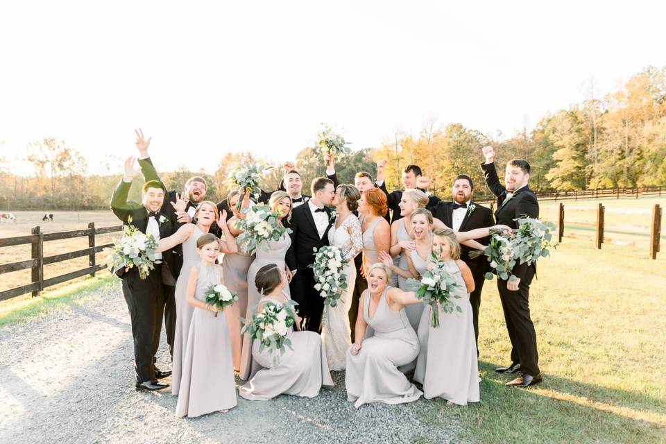 Wedding party goals!