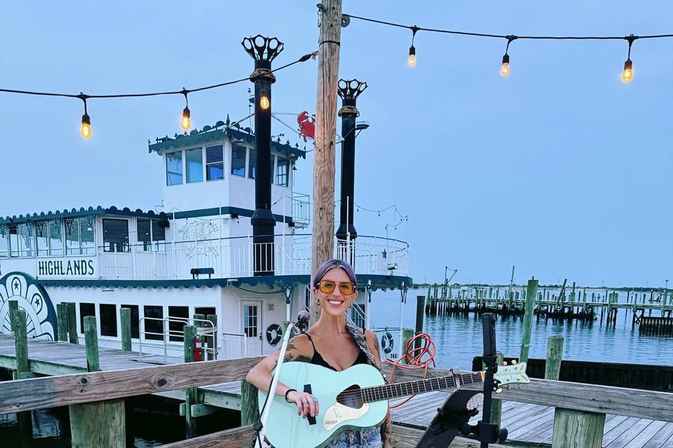 Meg Cannon Entertainment