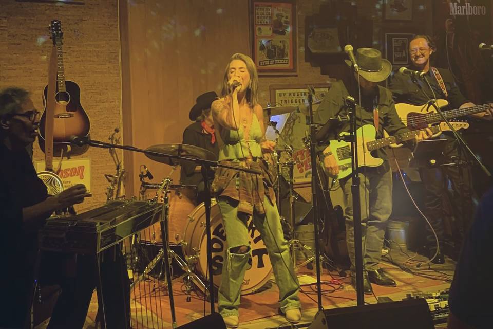 Meg Cannon Entertainment