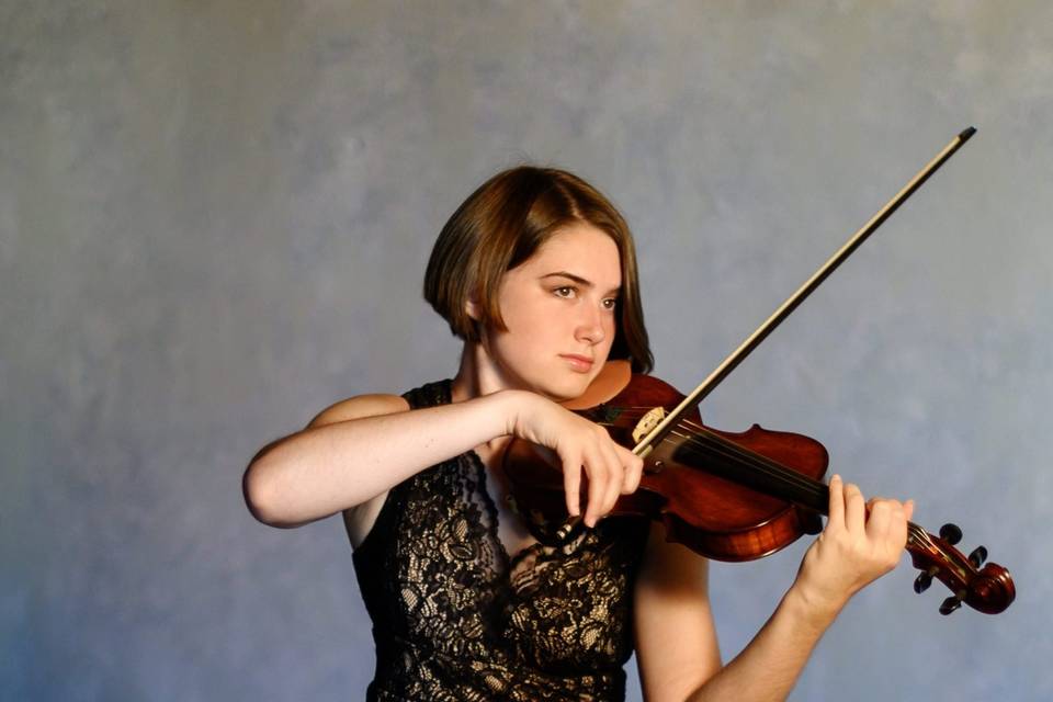 Ellie Lutterman Violin