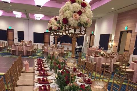 Holiday Wedding Head Table