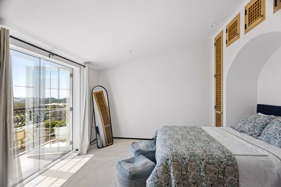 Horizon Room