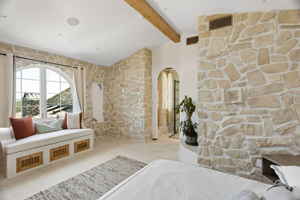 Sunrise Room