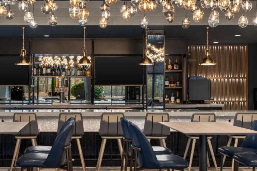 Flagship Restaurant & Lounge