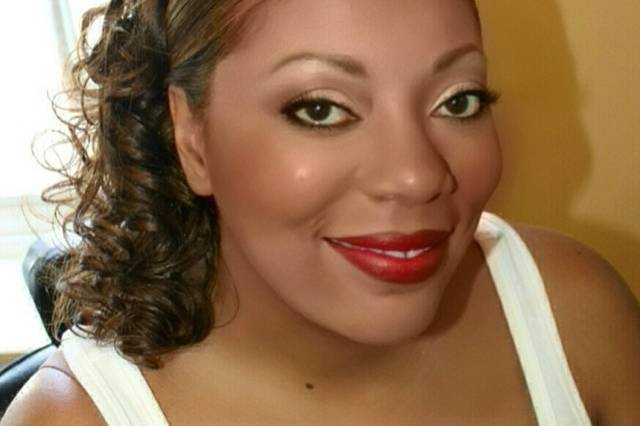Makeup By Laura