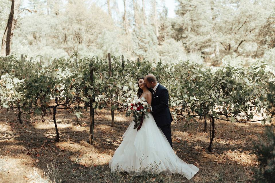 Couple in the vineyard