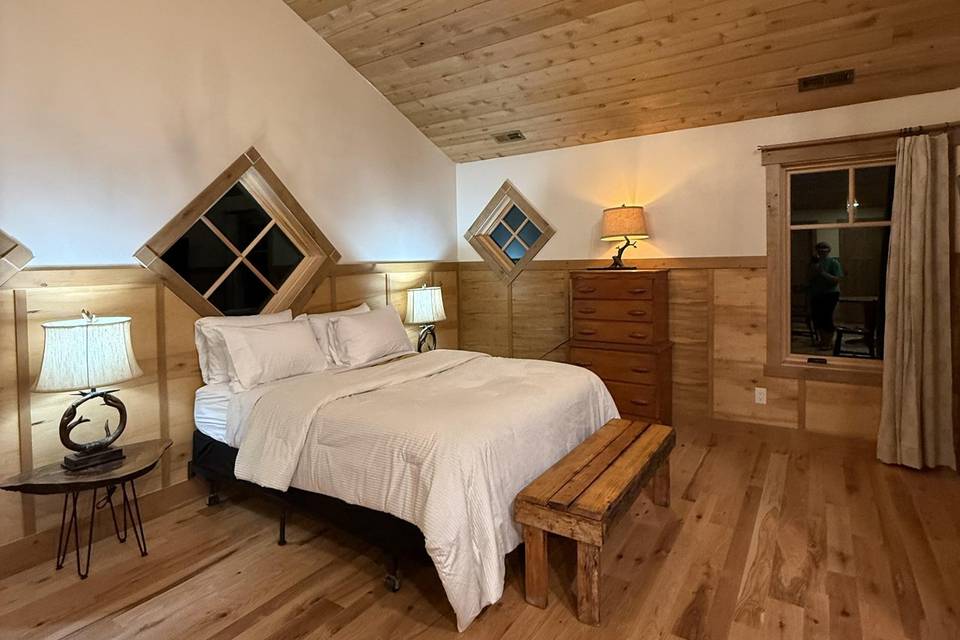 Teewinot Suite
