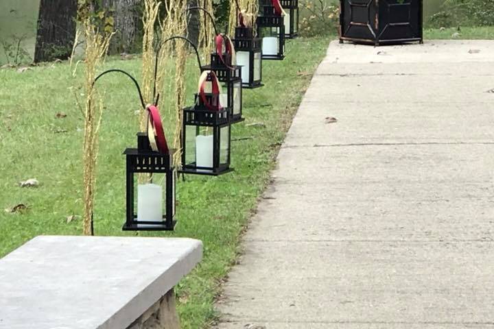 Aisle lanterns