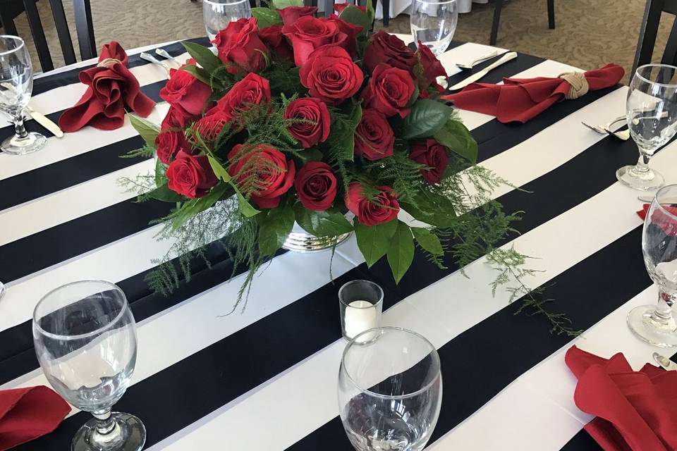 Rose centerpiece and table setting