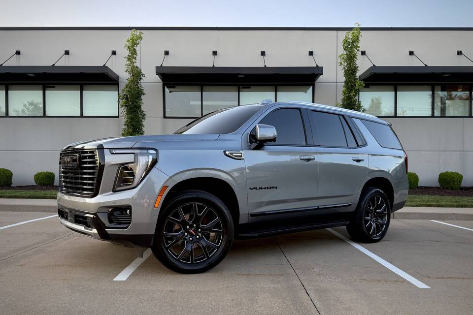 '25 GMC Yukon Elevation