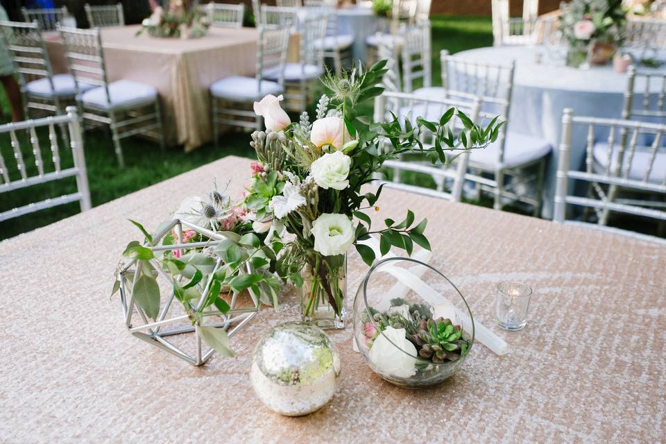 Table Arrangement