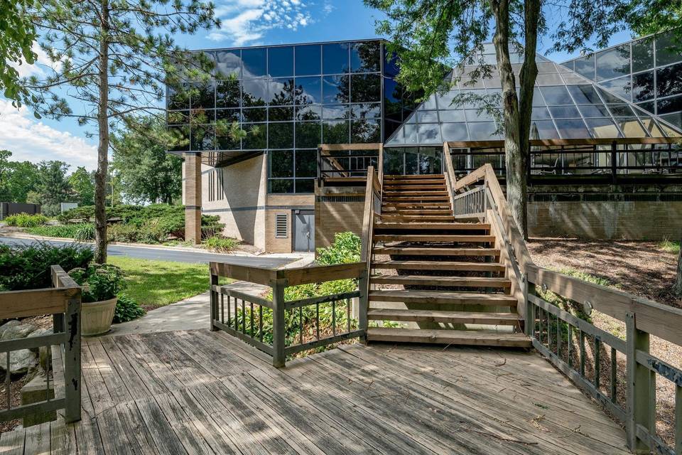 The Solarium outdoor deck