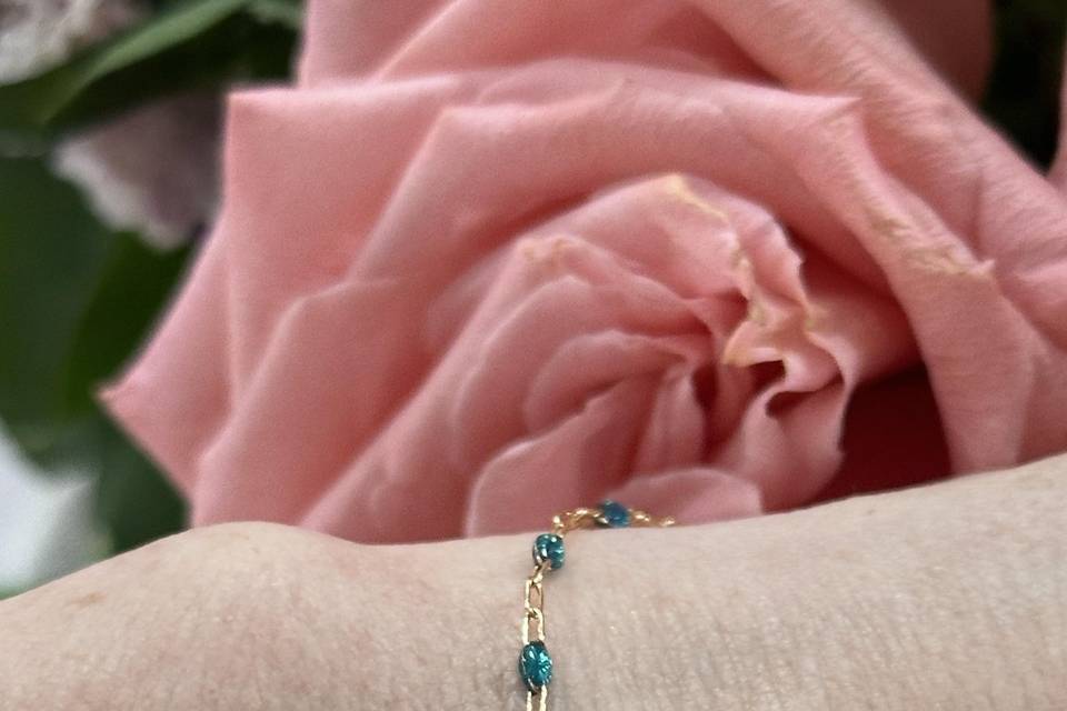 Gold & enamel chain