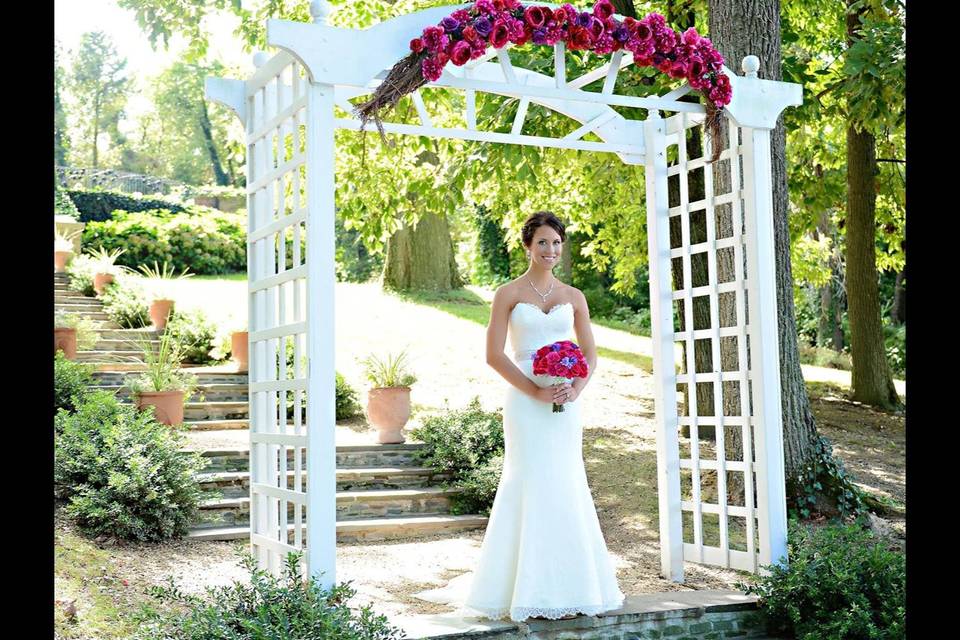 Rotunda Lauxmont Farms