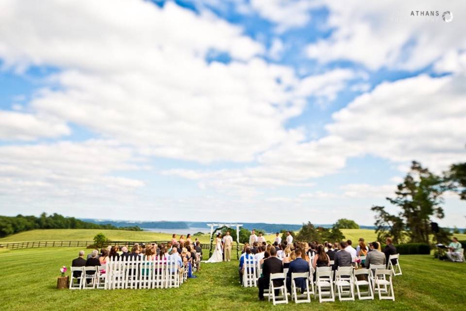 Rotunda Lauxmont Farms