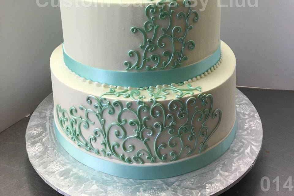 Custom Cakes by Liud