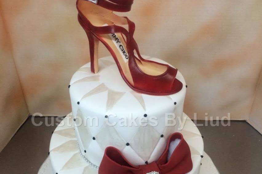 Custom Cakes by Liud