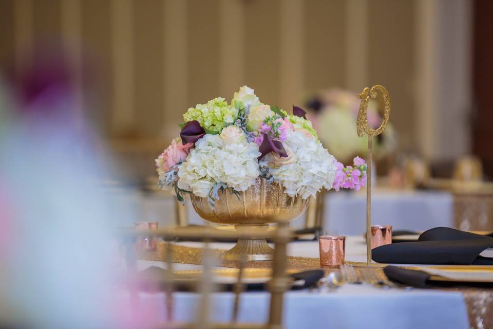 Floral centerpiece