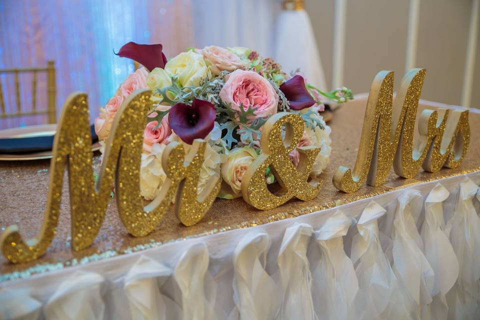 Sweetheart table