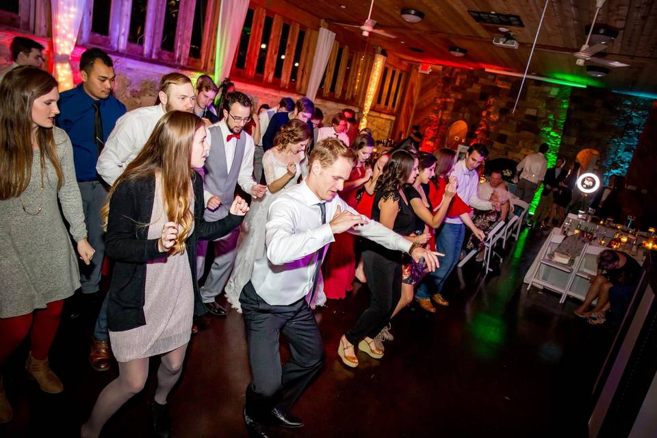 Air guitar at its finest - congratulations to the new Mr. & Mrs!