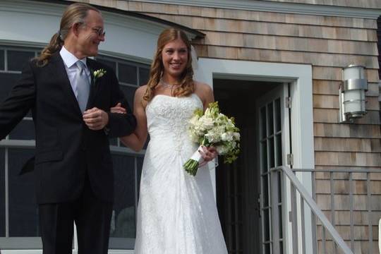 One of our beautiful brides starting her walk down the aisle