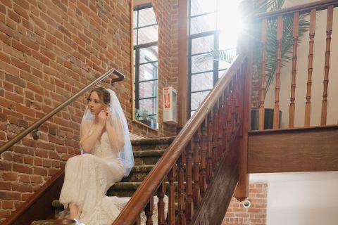 Meet me at the stairwell
