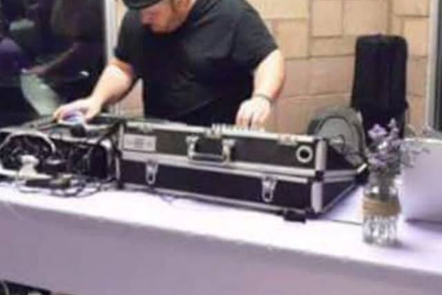 STG Sound Mobile DJ Service