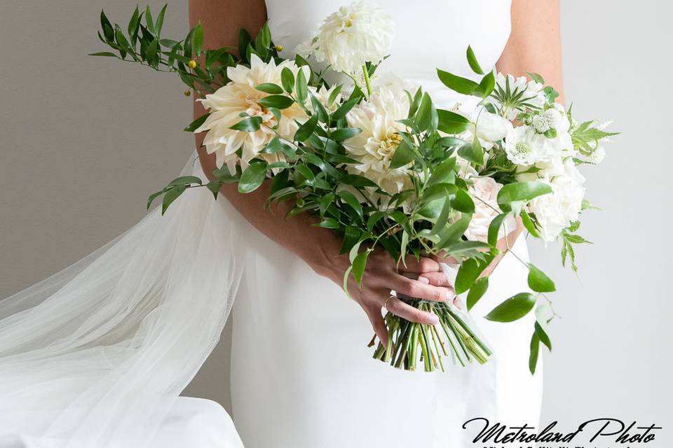 Beautiful bride - Metroland Photo, Inc.