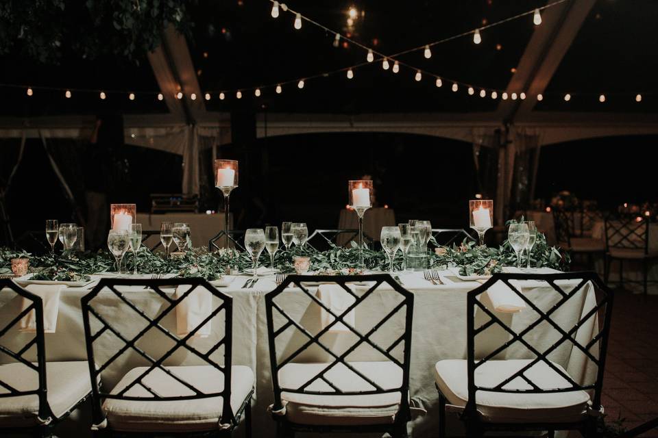 Greenery tablecape