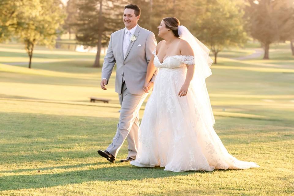 SRGCC Couple Under Tree