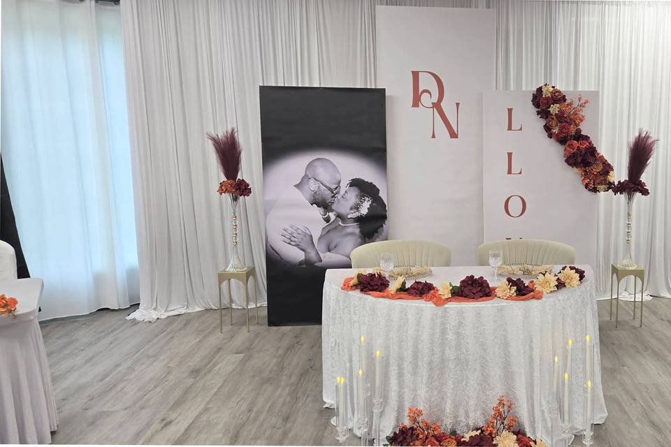 Head Table