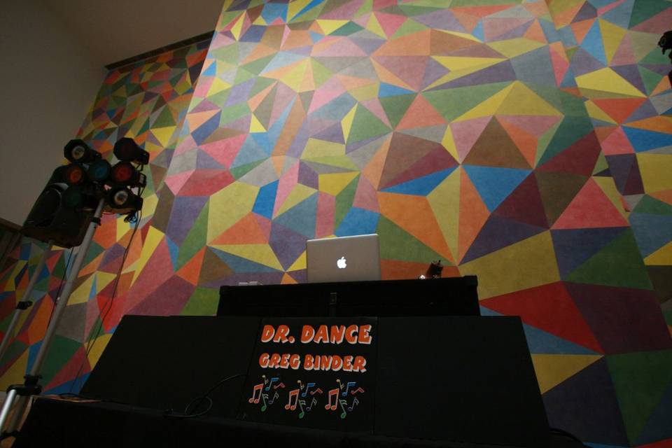 Dr Dance - Presentation - Indianapolis DJ
