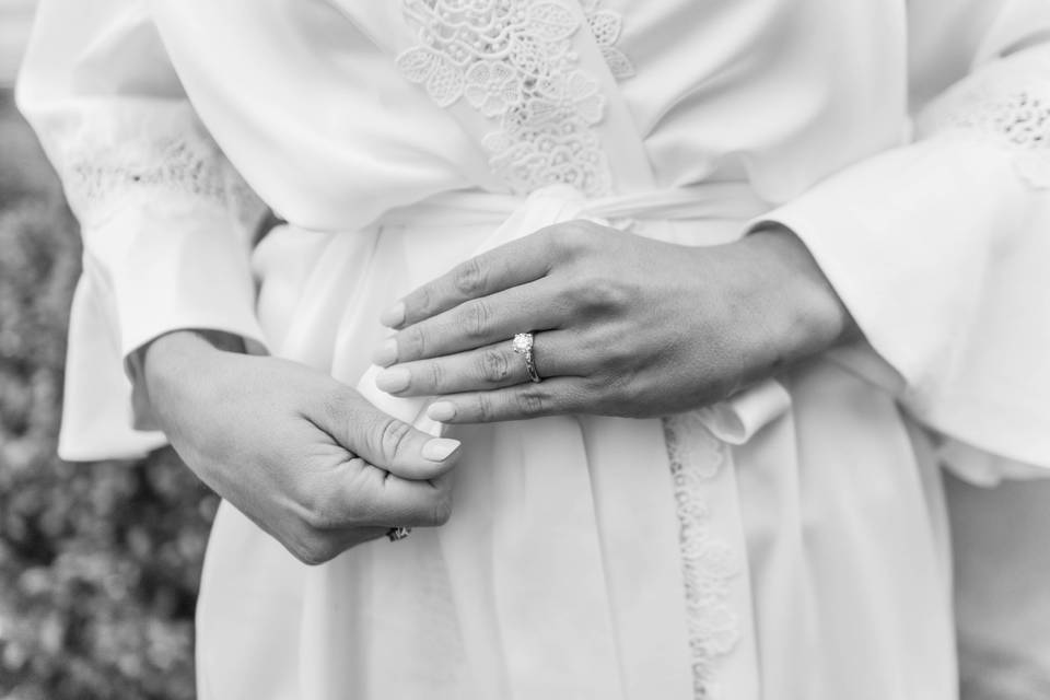 The prettiest bridal robe