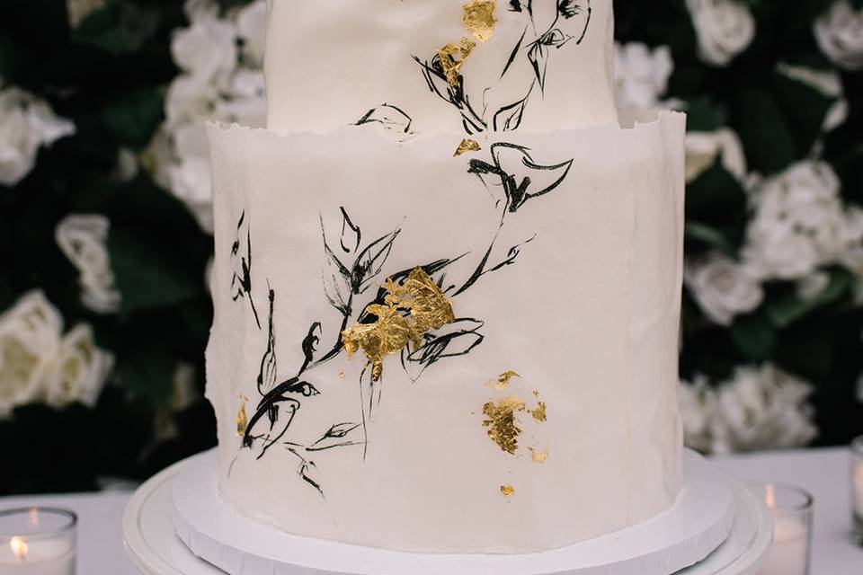 Fun texture on a classic cake