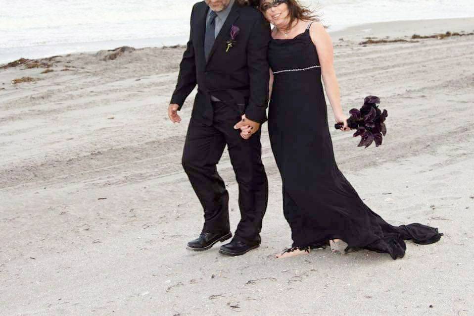 Black themed wedding