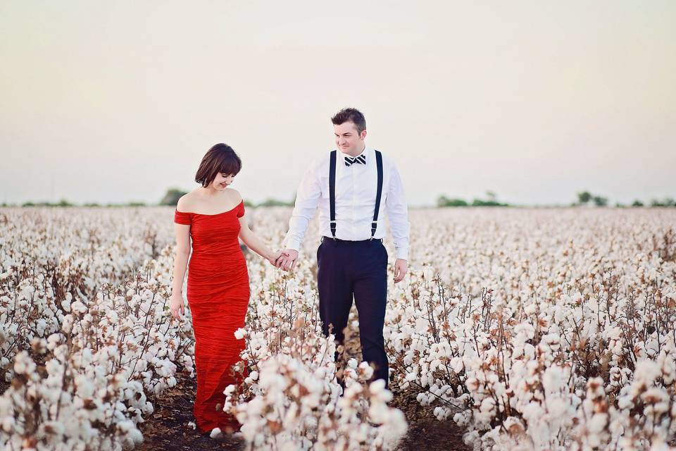 Classic Engagement Session in the Cotton fields of Taylor, TX, Kati Maxwell