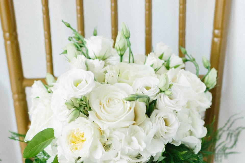 White bouquet