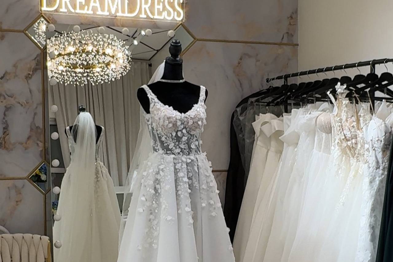 Dream Dress - Reviews, Photos & Deals 2026 - Scottsdale, AZ - WeddingWire