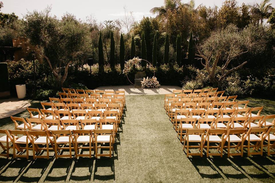 Olive Lawn Ceremony