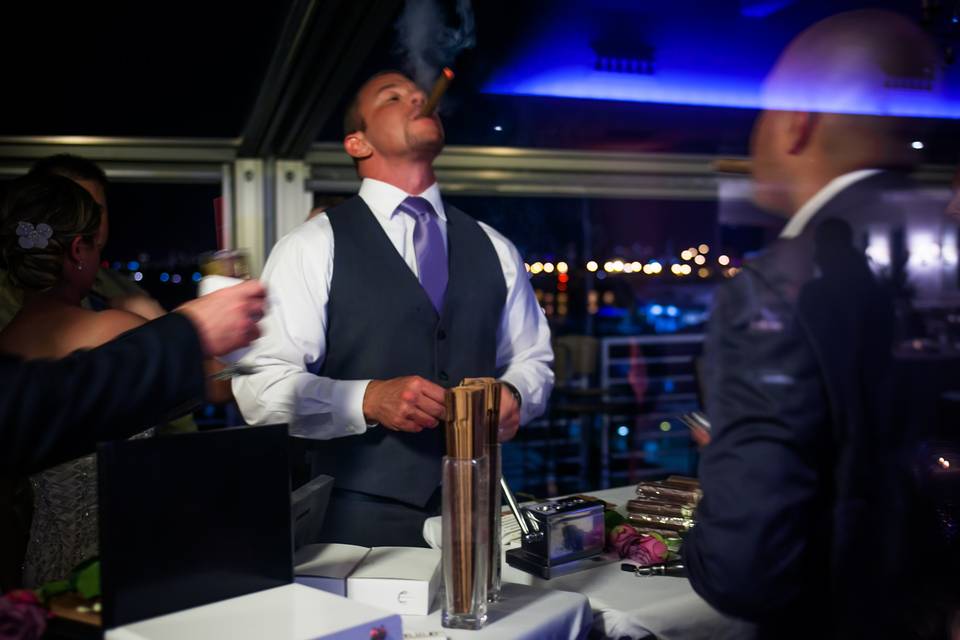 Cigar Stud Events: Cigar Rolling & Hookah Services