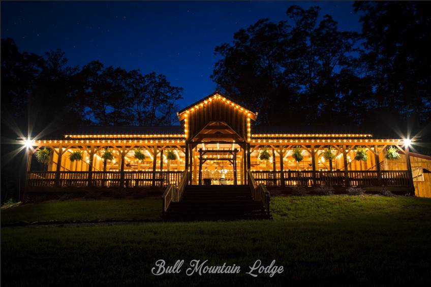 Bull Mountain Lodge Front