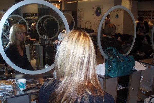 tangles hair designers inc