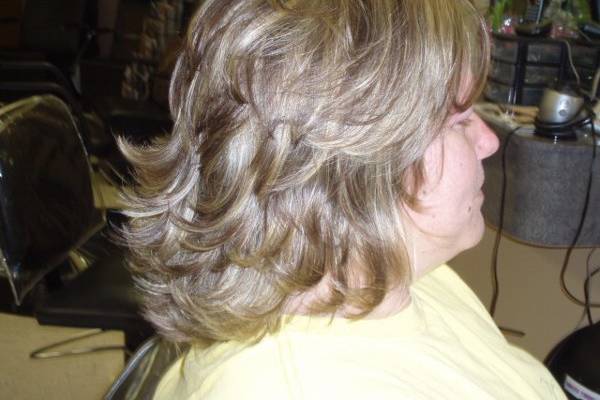 tangles hair designers inc