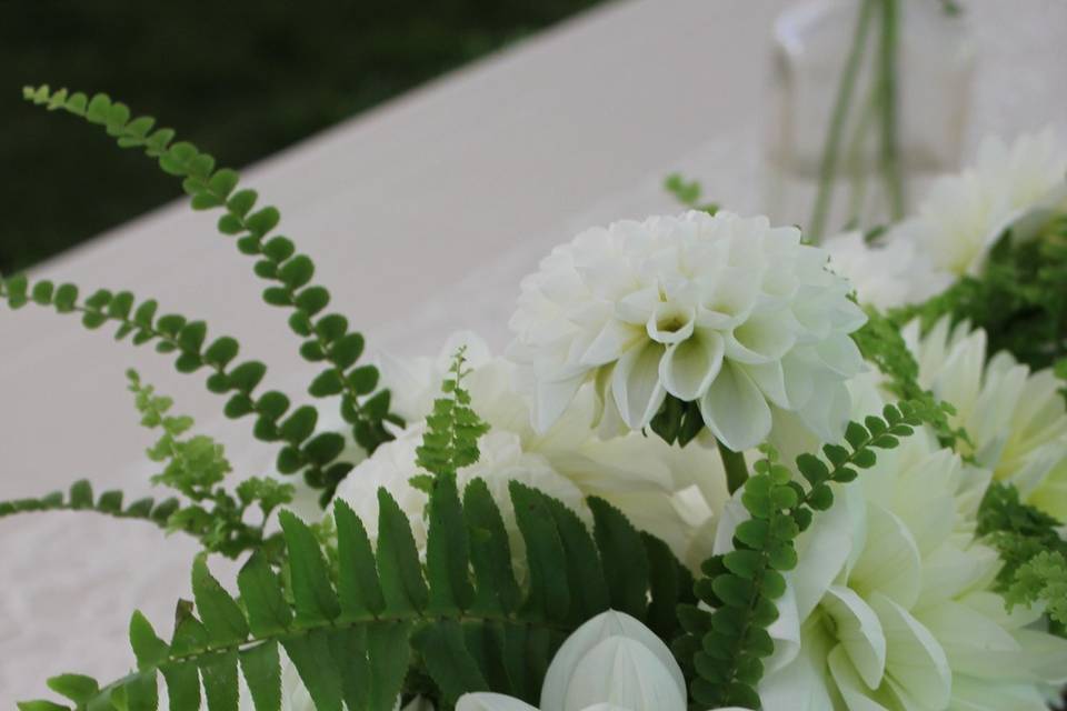 White centerpiece