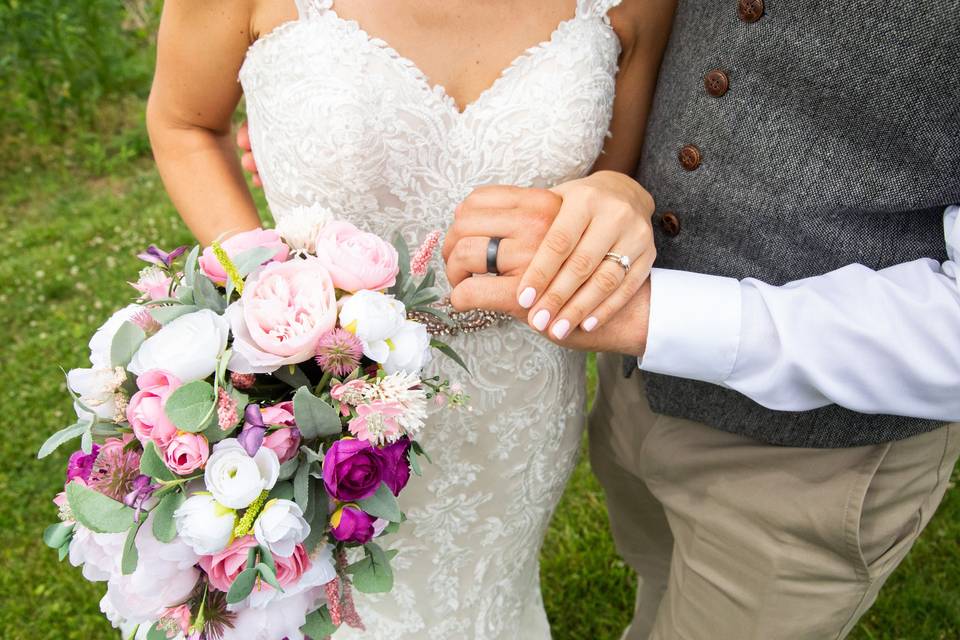 Elegant Flowers & Rings