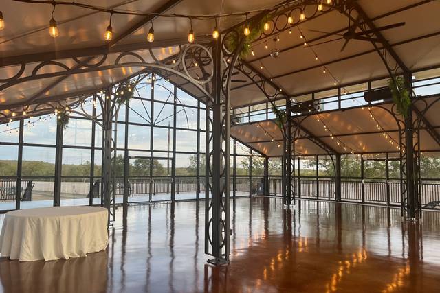 San Antonio Glasshouse