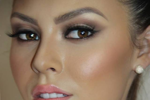 Alyssa Hudson Makeup