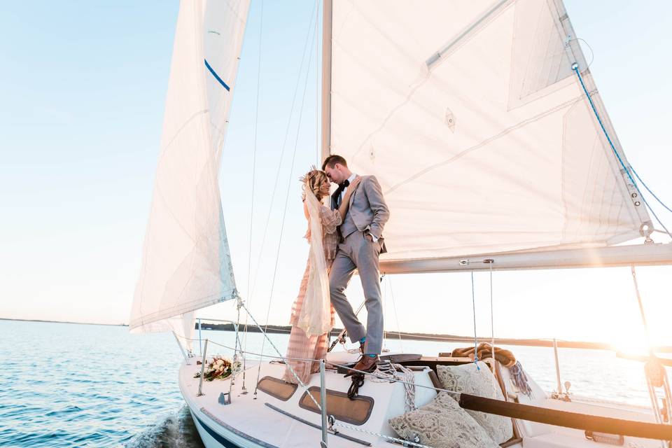 Intimate wedding on a sailboat