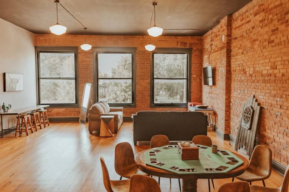 Groom suite