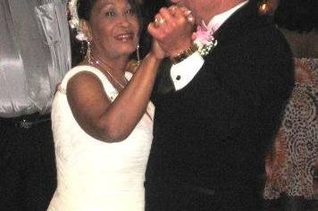 Ribbons Event Planning & Lite Food Catering